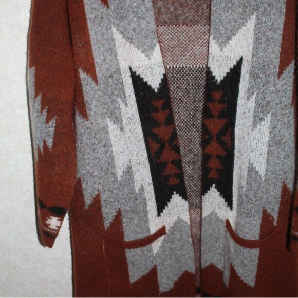 Snails & Cinnamon Aztec Print Long Oversized Warm Cardigan Pockets Size Large - Picture 3 of 16